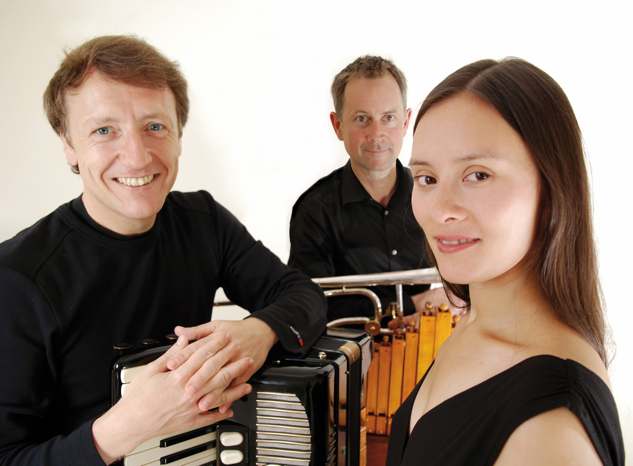 files/ms_thumbs/ch_satie_jung.jpg trio phonometrograph